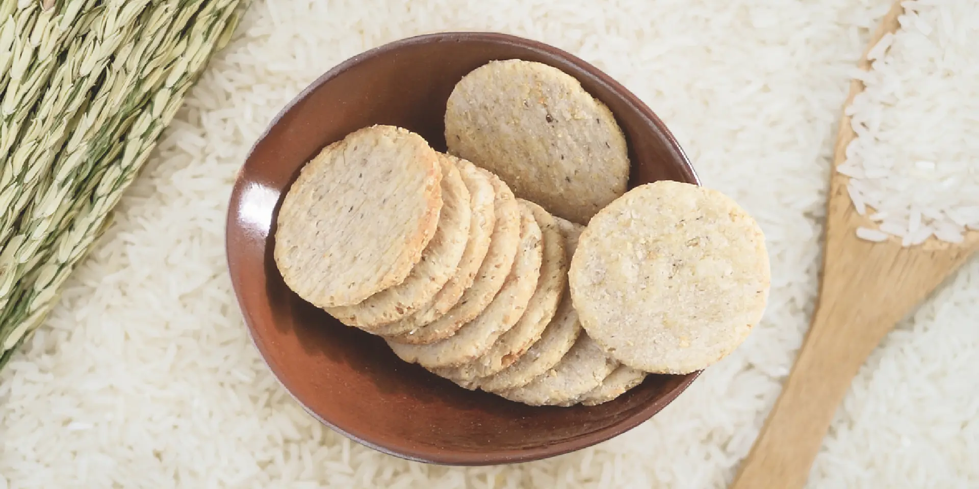 mercorp rice snacks product banner featuring organic rice crackers